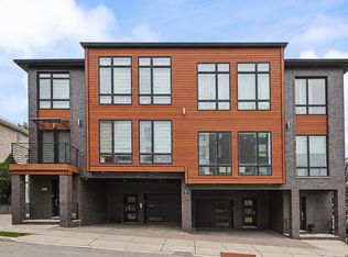 82 W Ruby Ave #E, Palisades Park, NJ 07650