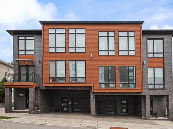 82 W Ruby Ave #E, Palisades Park, NJ 07650