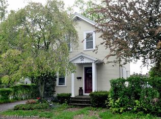 35 England St, Cumberland, RI 02864