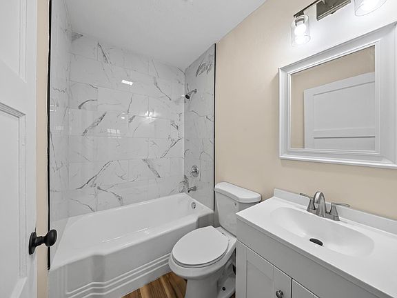 2nd image of 612 Thomas Rd
