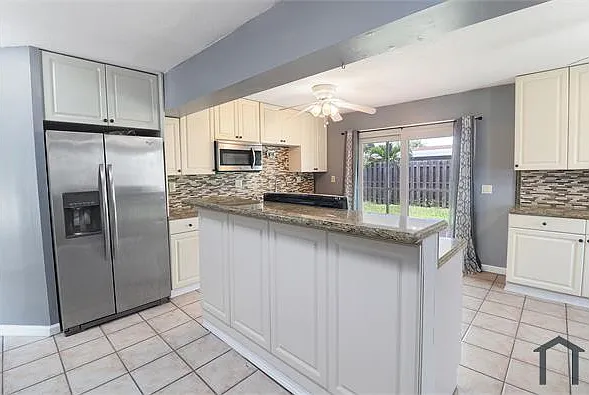 12321 NW 29th St — Photo 10