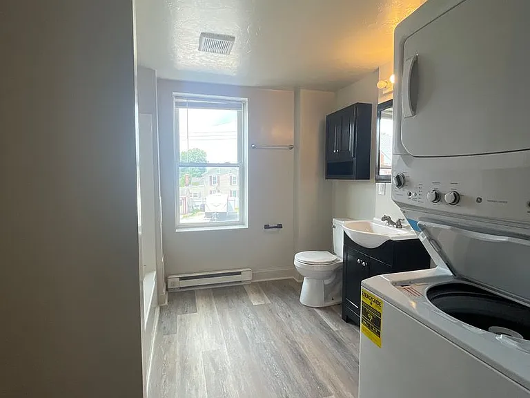 144A Main St #2 — Photo 2