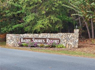 124 Cedar Ln, New London, NC 28127