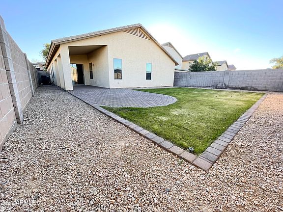 4th image of 2204 W Vineyard Plains Dr