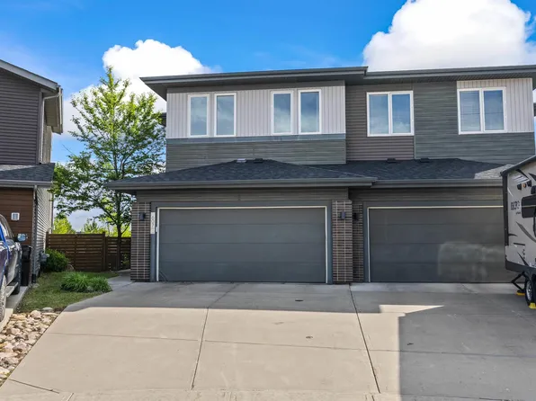 607 40th St SW, Edmonton, AB T6X 2G4