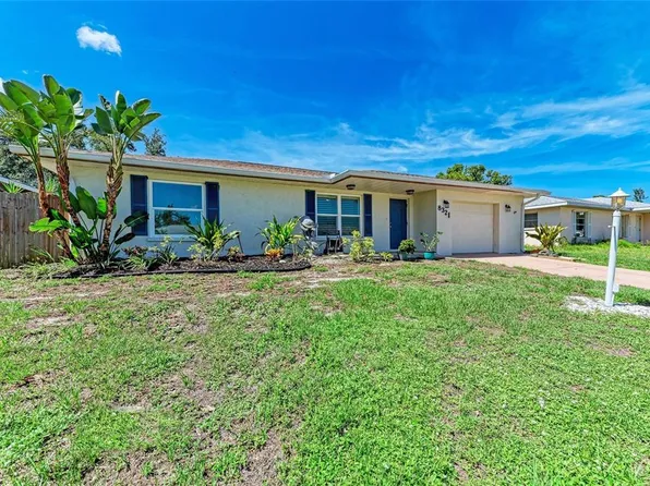 8321 43rd Ave W, Bradenton, FL 34209