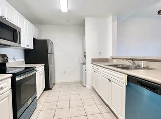 1203 Town Center Dr APT 415, Jupiter, FL 33458