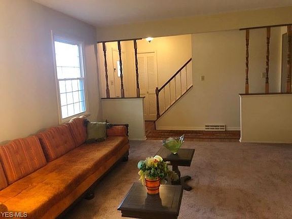 4th image of 450 Bath Hills Blvd