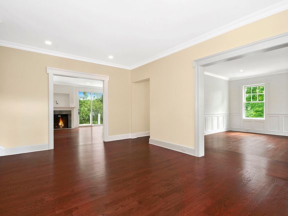 4th image of 969 King St