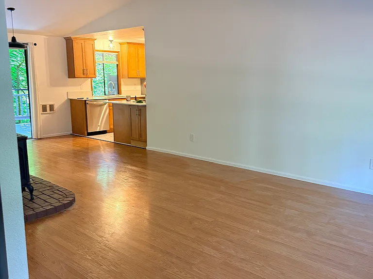 10205 74th Ave NW — Photo 5
