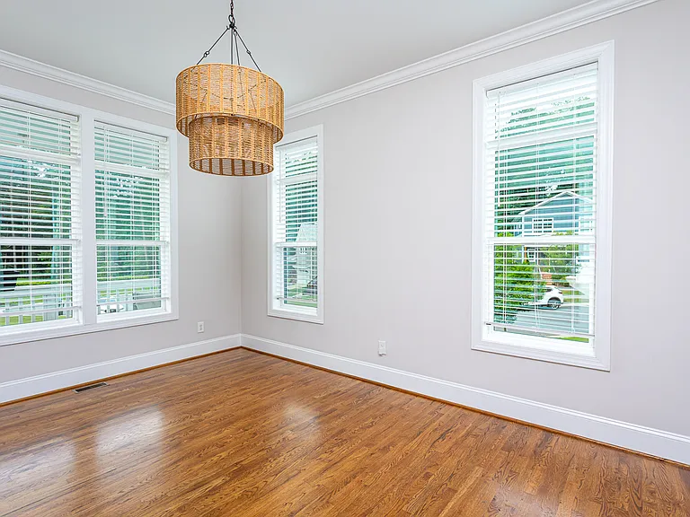 801 Carolina Ave — Photo 13
