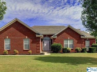 101 Rustic Cedar Ln, Madison, AL 35757