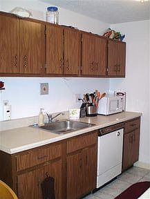 5th image of 16490 Heather Ln #T302