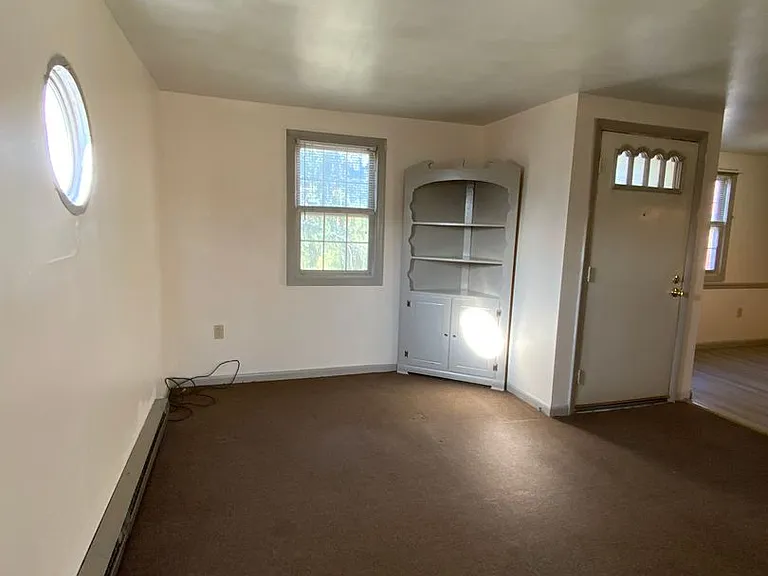 114 Millersville Rd — Photo 3