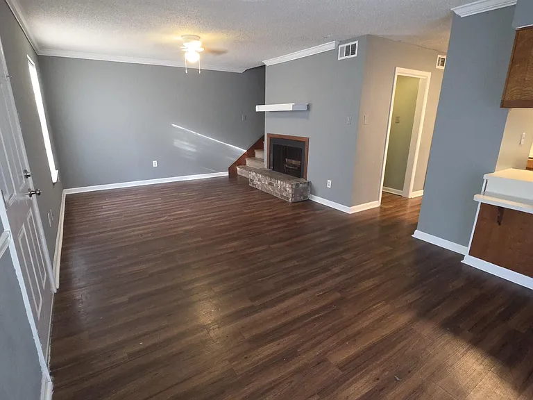5141 E Hunters Chapel Ct #D — Photo 1