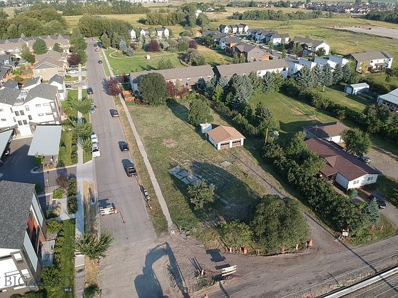 2nd image of N 27th Ave