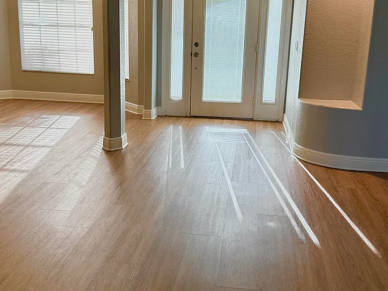 751 Carriage Hill Rd — Photo 2