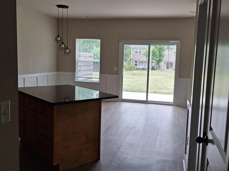 251 Nancy St #B — Photo 3