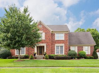 803 Foxfire Dr, Louisville, KY 40223