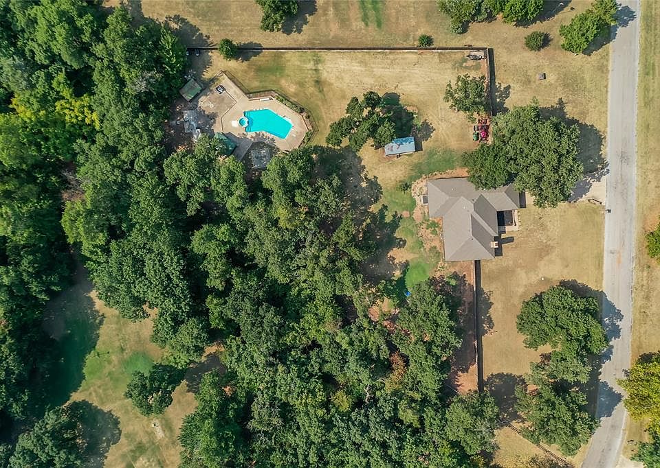 1st image of 1905 Tamara Rd