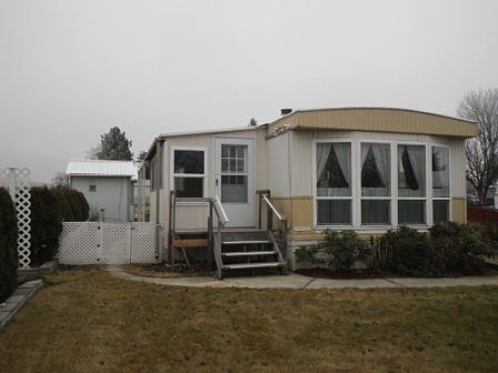 1st image of 20214 E Nora Ave