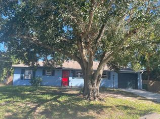 6106 Hickory Dr, Fort Pierce, FL 34982