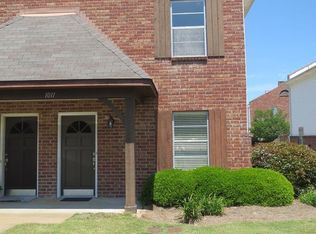 1011 Inverness Ln, Oxford, MS 38655