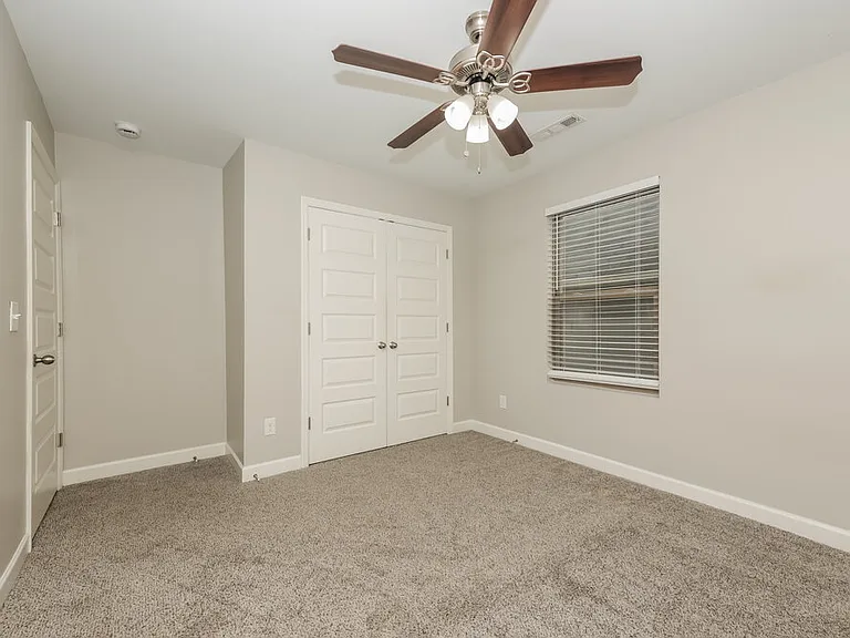 2237 Dale View Dr — Photo 14