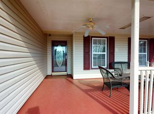 208 Inman Ct, Hubert, NC 28539