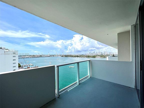 2nd image of 1200 West Ave Penthouse 29