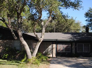 238 Ivy Ln, Rockport, TX 78382