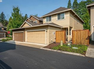 10528 NE Gateway St, Hillsboro, OR 97006