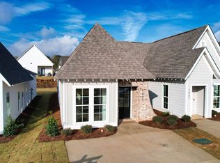 1065 Burrow Cir, Opelika, AL 36801