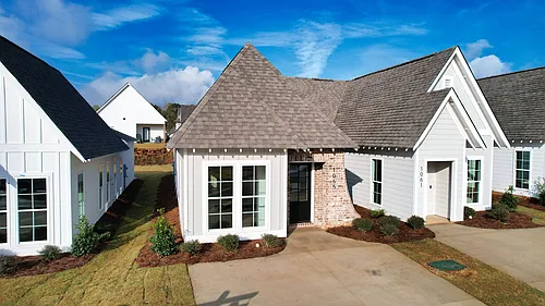 1065 Burrow Cir Photo 1