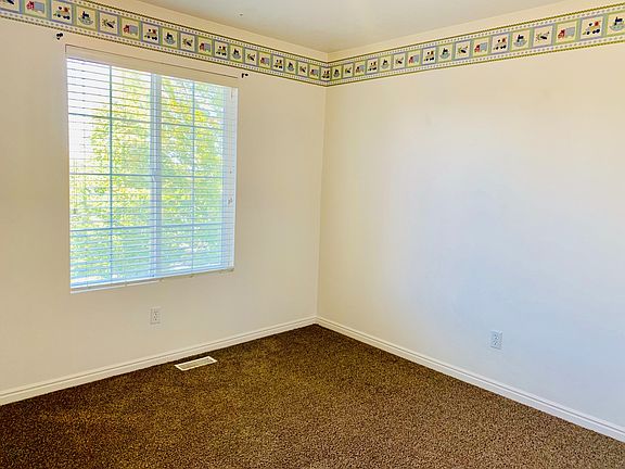 5th image of 1382 N Black Mountain Cir