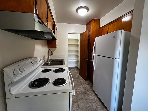 4th image of 908 Nevada St
