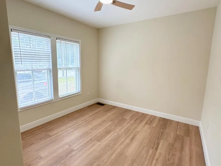 1019 Portage St #1 — Photo 10