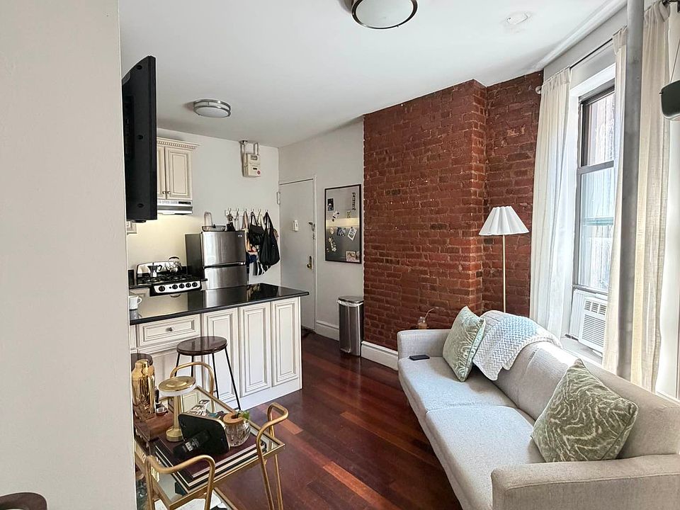 1st image of 350 E 67th St APT 22