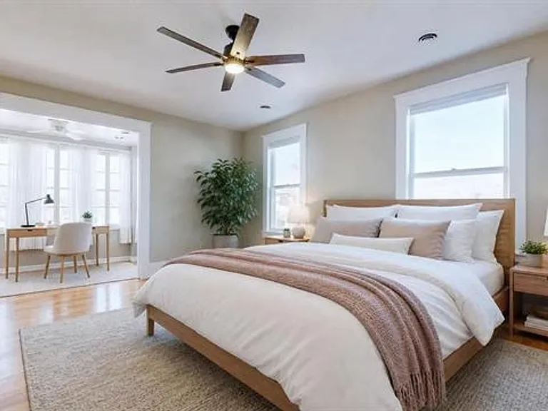 618 Madison St #300 — Photo 4