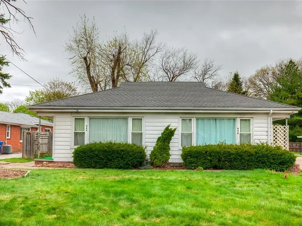 944/946 SW 42nd St, Des Moines, IA 50312