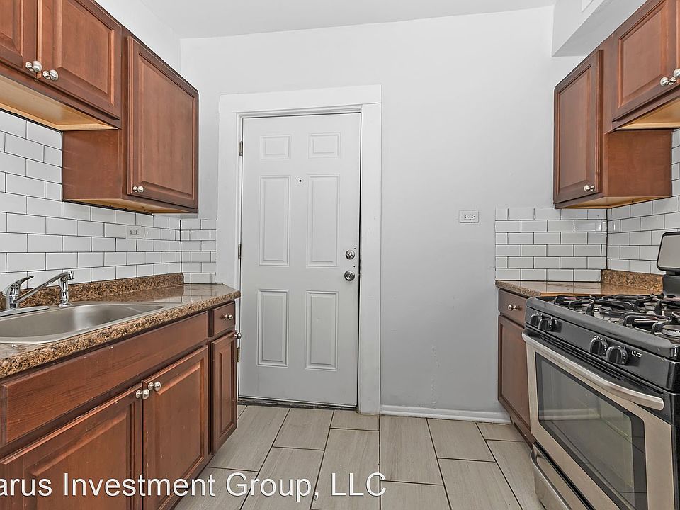 1st image of 6100 S Eberhart Ave APT 3E