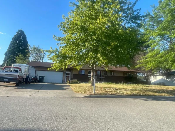 8309 E Lacrosse Ave, Spokane, WA 99212