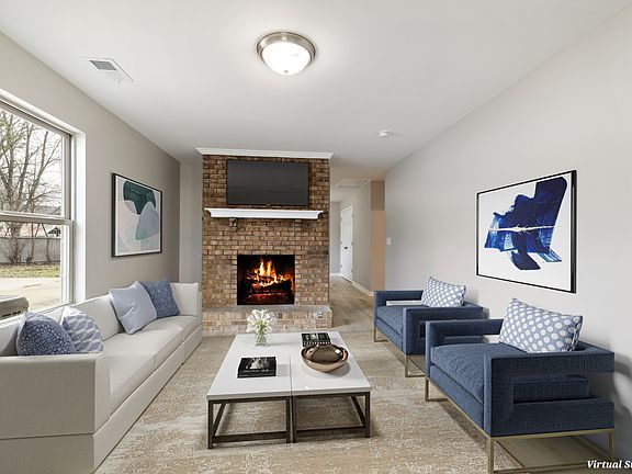 2nd image of 1809 Daisy Ct