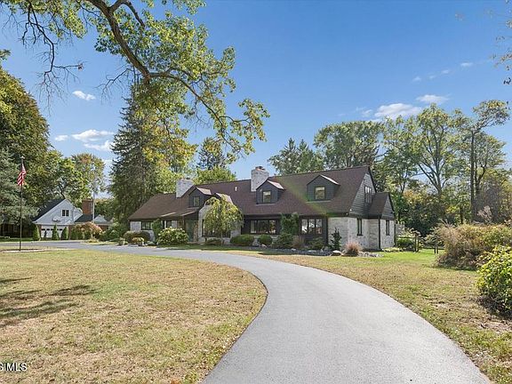 3rd image of 4545 Indian Rd