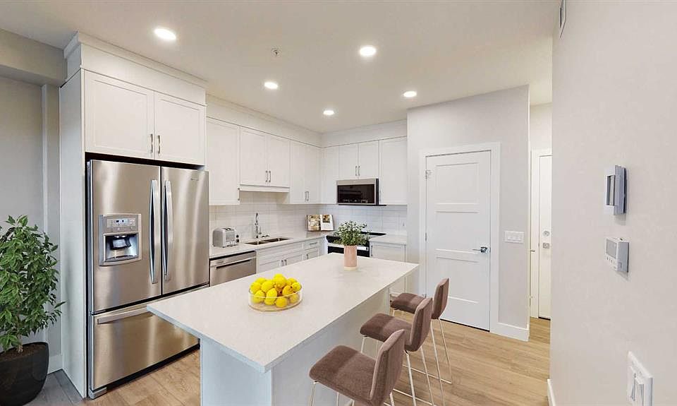 1st image of 8355 E 19th Ave SW #220