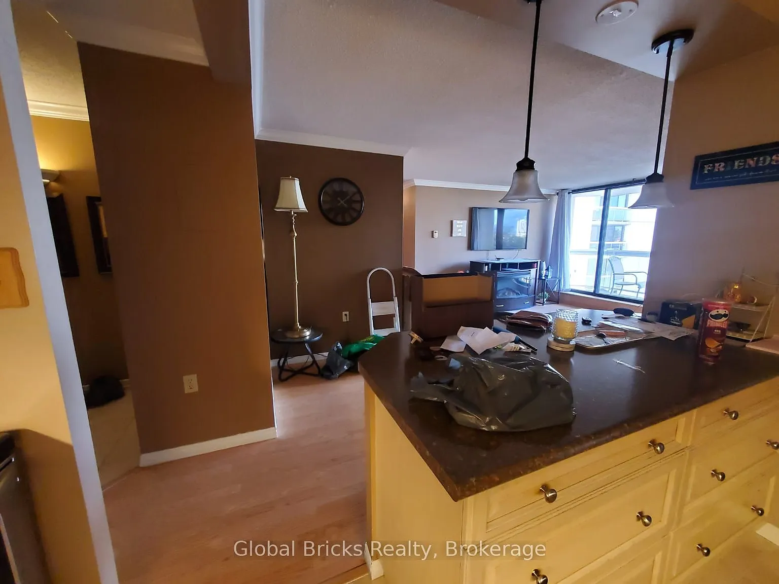 2 bed, $2,000 — Photo 3