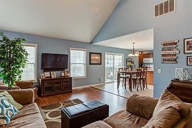 5th image of 4619 Erinwood Ct
