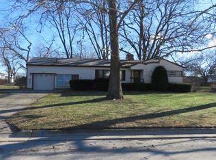 802 S Walnut St, Pontiac, IL 61764