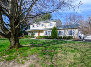 821 Middletown Lincroft Road, Middletown, NJ