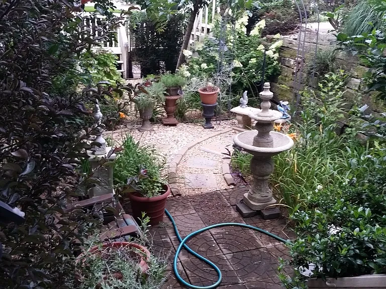 front garden area